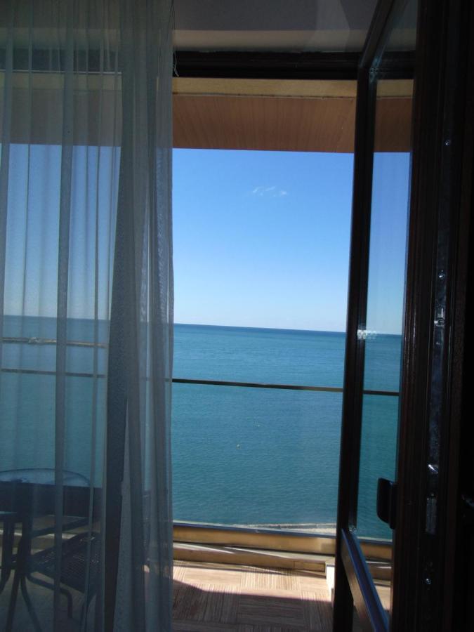 Royal Grand Hotel And Spa Kavarna ภายนอก รูปภาพ