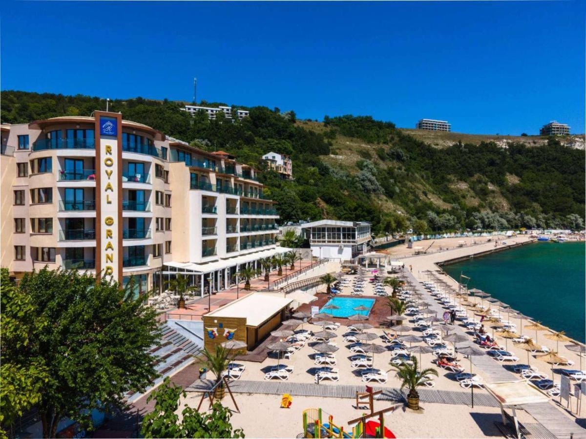 Royal Grand Hotel And Spa Kavarna ภายนอก รูปภาพ